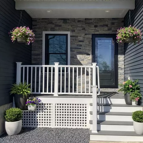 28 Spring St, Petersham, MA 01366 photo 2