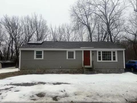 120 Senna Rd, Fitchburg, MA 01420