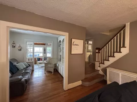 127 Melha Ave, Springfield, MA 01104 photo 4