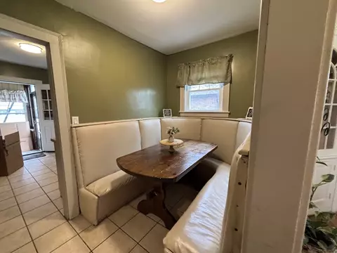 127 Melha Ave, Springfield, MA 01104 photo 13