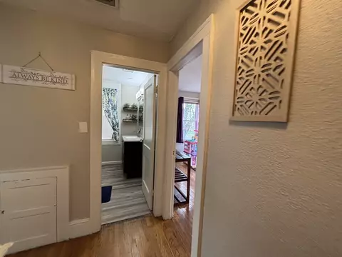 127 Melha Ave, Springfield, MA 01104 photo 32