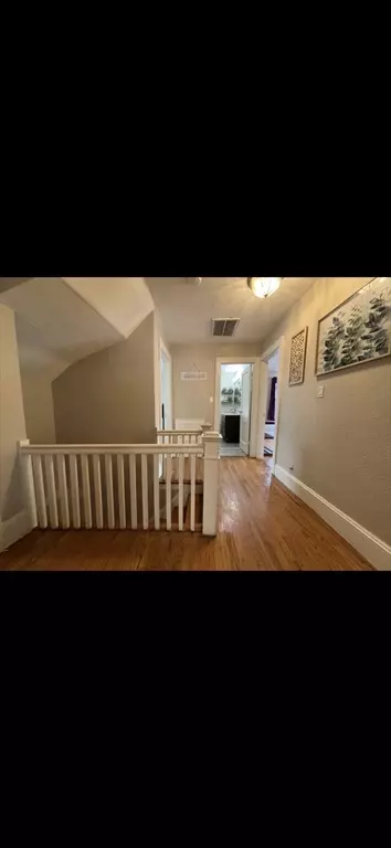 127 Melha Ave, Springfield, MA 01104 photo 24