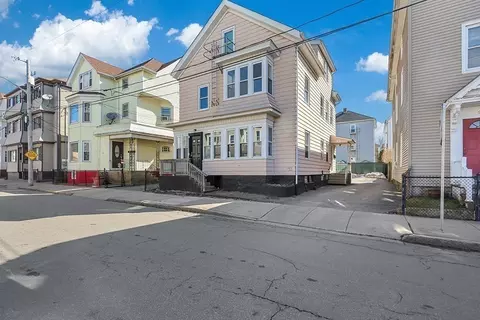 90 Quequechan St, Fall River, MA 02723 photo 2