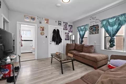 90 Quequechan St, Fall River, MA 02723 photo 4