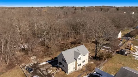 9 Akron Ln, Taunton, MA 02780