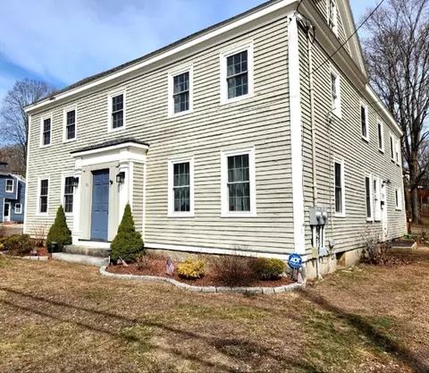 85 W Main St, Georgetown, MA 01833