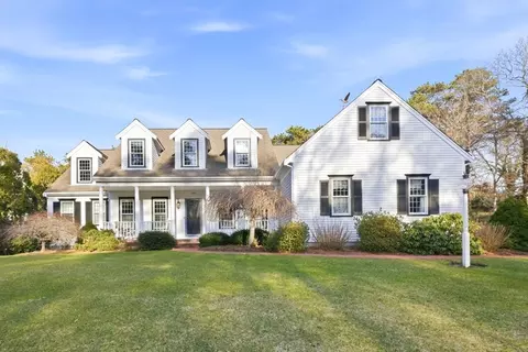 149 Greenland Cir, Dennis, MA 02660