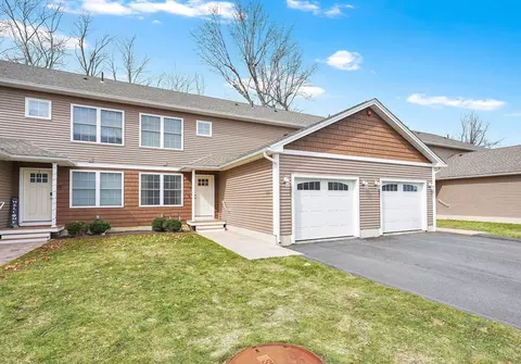 2 Sabrina Way #D, Agawam, MA 01001