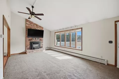 62 Campbell Dr, Easthampton, MA 01027 photo 5