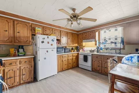 173 County St, Fall River, MA 02723 photo 29