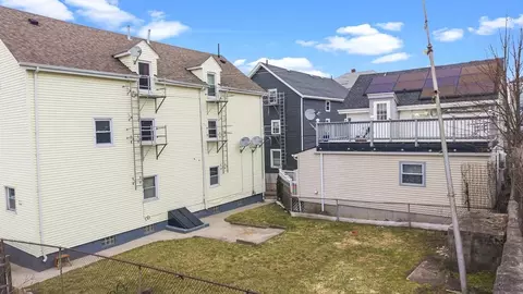 173 County St, Fall River, MA 02723 photo 5