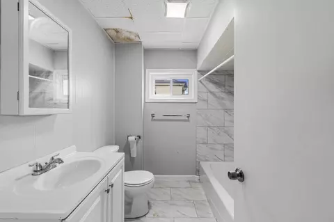 173 County St, Fall River, MA 02723 photo 10