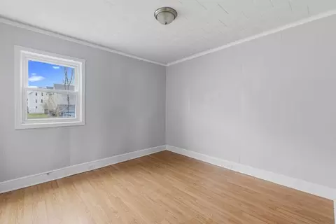 173 County St, Fall River, MA 02723 photo 8