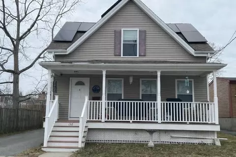 132 Pleasant St, Fairhaven, MA 02719