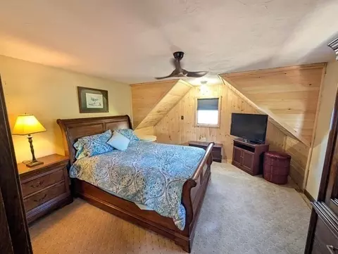Bedroom - 45 Point Pleasant Rd, Webster, MA 01570 photo 2 of 3