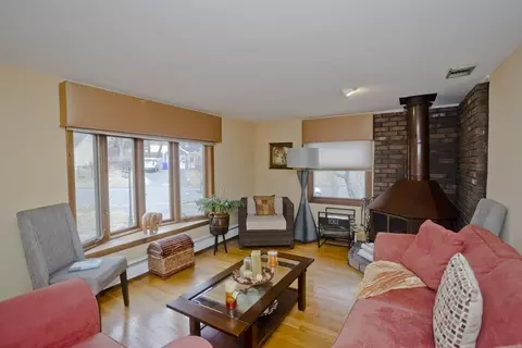 322 Holcomb Rd, Springfield, MA 01118 photo 13