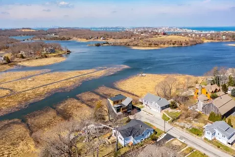 View/Area - 10 Chestnut Pl, Hingham, MA 02043 photo 4 of 5