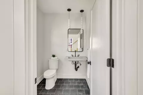 Bath - 10 Chestnut Pl, Hingham, MA 02043 photo 5 of 5