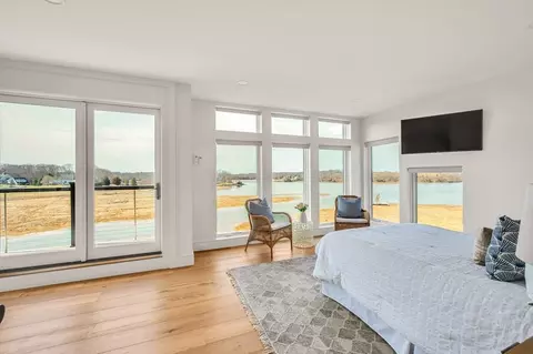 Other - 10 Chestnut Pl, Hingham, MA 02043 photo 4 of 8