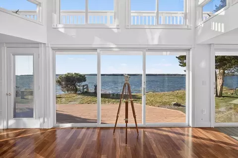 15 Seconsett Point Rd, Mashpee, MA 02649 photo 10