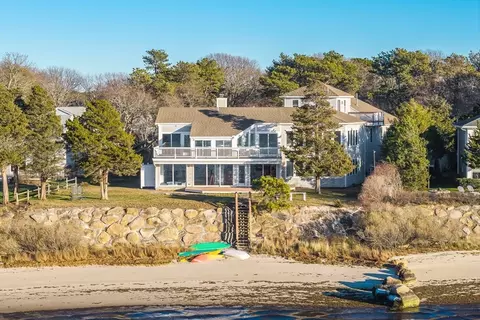 15 Seconsett Point Rd, Mashpee, MA 02649 photo 3