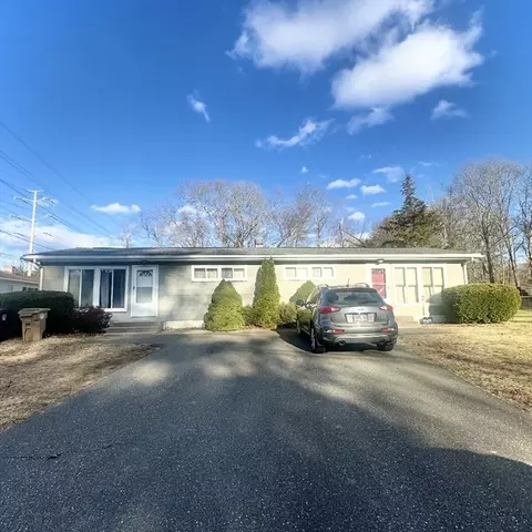 50-52 Booth St, Ludlow, MA 01056