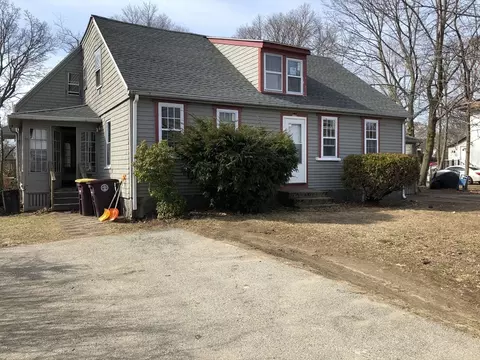 82-84 Sea St, Weymouth, MA 02191