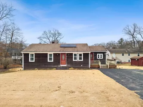 72 Grant St, Attleboro, MA 02703
