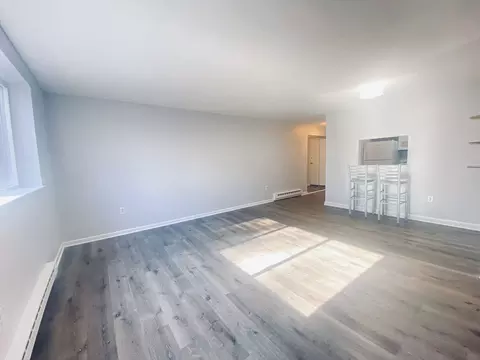 11 Weld St #14, Framingham, MA 01702