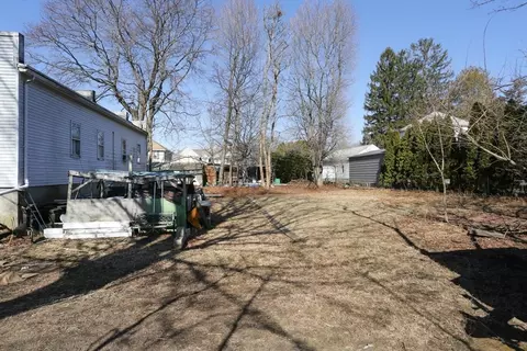 62 Waltham St, Maynard, MA 01754 photo 2