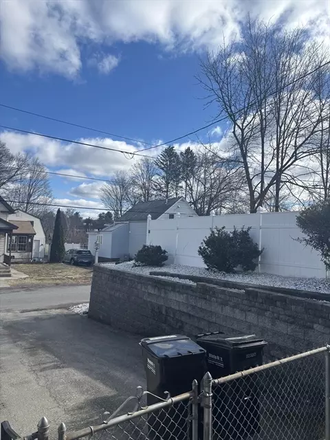 86 E Main St, Ayer, MA 01432 photo 2