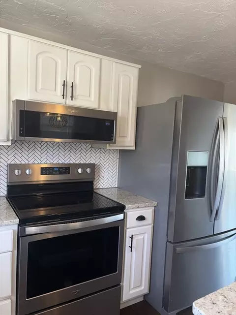 86 E Main St, Ayer, MA 01432 photo 8