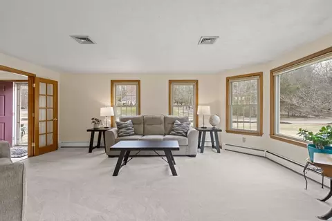 3 Daniels Rd, Mendon, MA 01756 photo 13