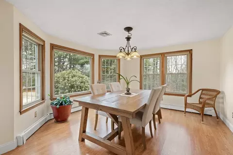 3 Daniels Rd, Mendon, MA 01756 photo 10