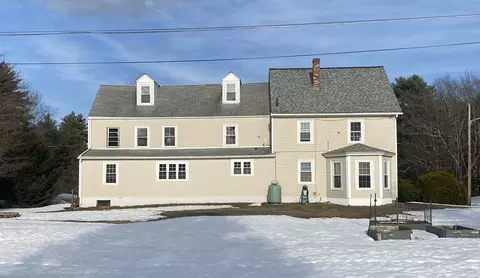 26 Turner St, Templeton, MA 01436