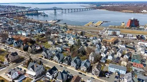 View/Area - 480-488 June St, Fall River, MA 02720 photo 2 of 3