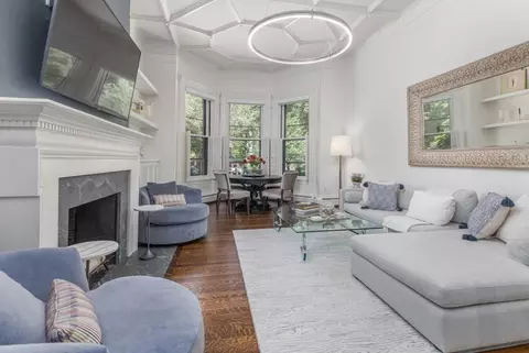 226 Commonwealth Ave #1, Boston, MA 02116