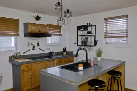 15 Florida St, Springfield, MA 01109 photo 8