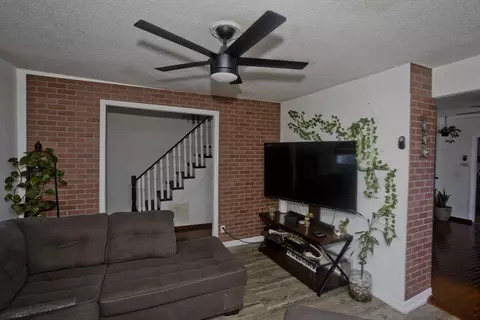 15 Florida St, Springfield, MA 01109 photo 22