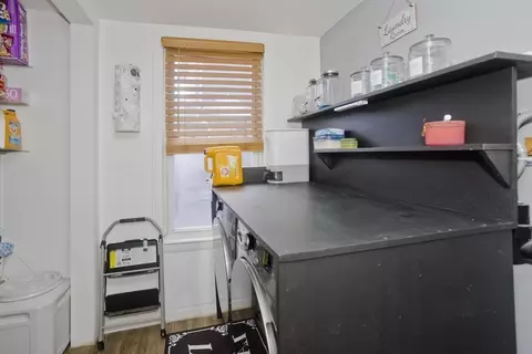 15 Florida St, Springfield, MA 01109 photo 13