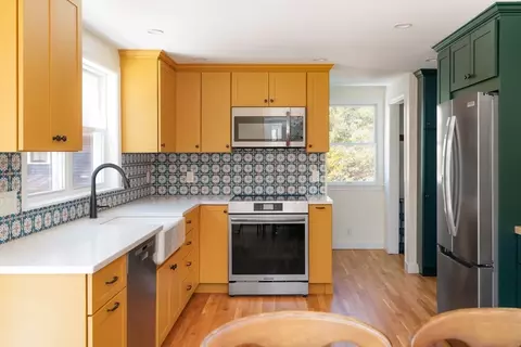 64 Longfellow Rd, Reading, MA 01867 photo 4