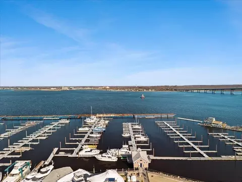 700 Shore Dr #9-901, Fall River, MA 02721 photo 5