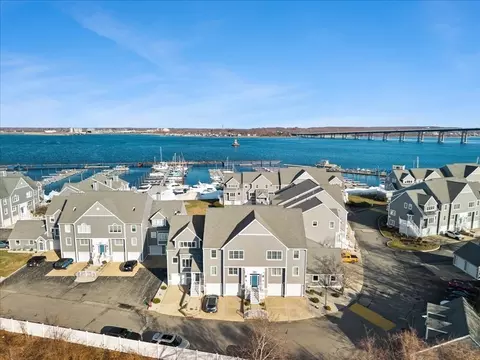 700 Shore Dr #9-901, Fall River, MA 02721 photo 2