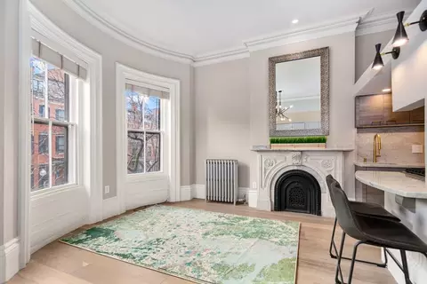 154 W Concord St #2A, Boston, MA 02118