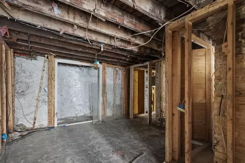 Entry Way - 213 Weetamoe St, Fall River, MA 02720 photo 1 of 6