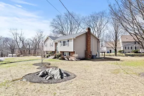 75 Whitehall Ln, Reading, MA 01867 photo 31