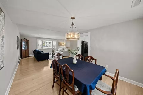75 Whitehall Ln, Reading, MA 01867 photo 9