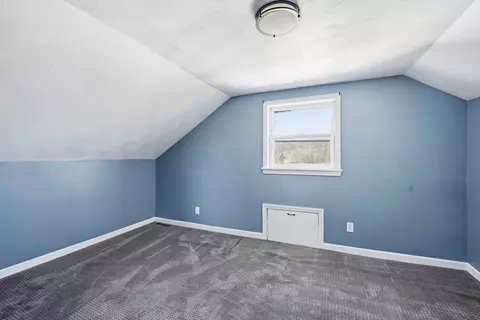 Bedroom - 5 Torrey St, Easthampton, MA 01027 photo 4 of 10