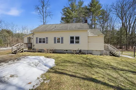 Exterior - 5 Torrey St, Easthampton, MA 01027 photo 2 of 14