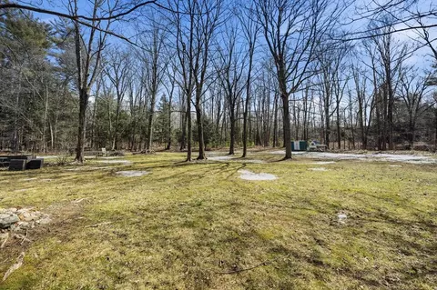 Exterior - 5 Torrey St, Easthampton, MA 01027 photo 7 of 14